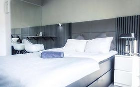 Charmantes Studio Apartment In Bestlage Im Stadtzentrum Mit Balkon & Self Checkin - City Loft 3 -