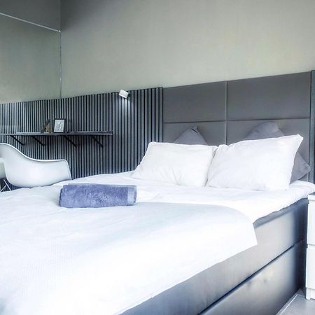 Charmantes Studio Apartment In Bestlage Im Stadtzentrum Mit Balkon & Self Checkin - City Loft 3 - Colonia Exterior foto